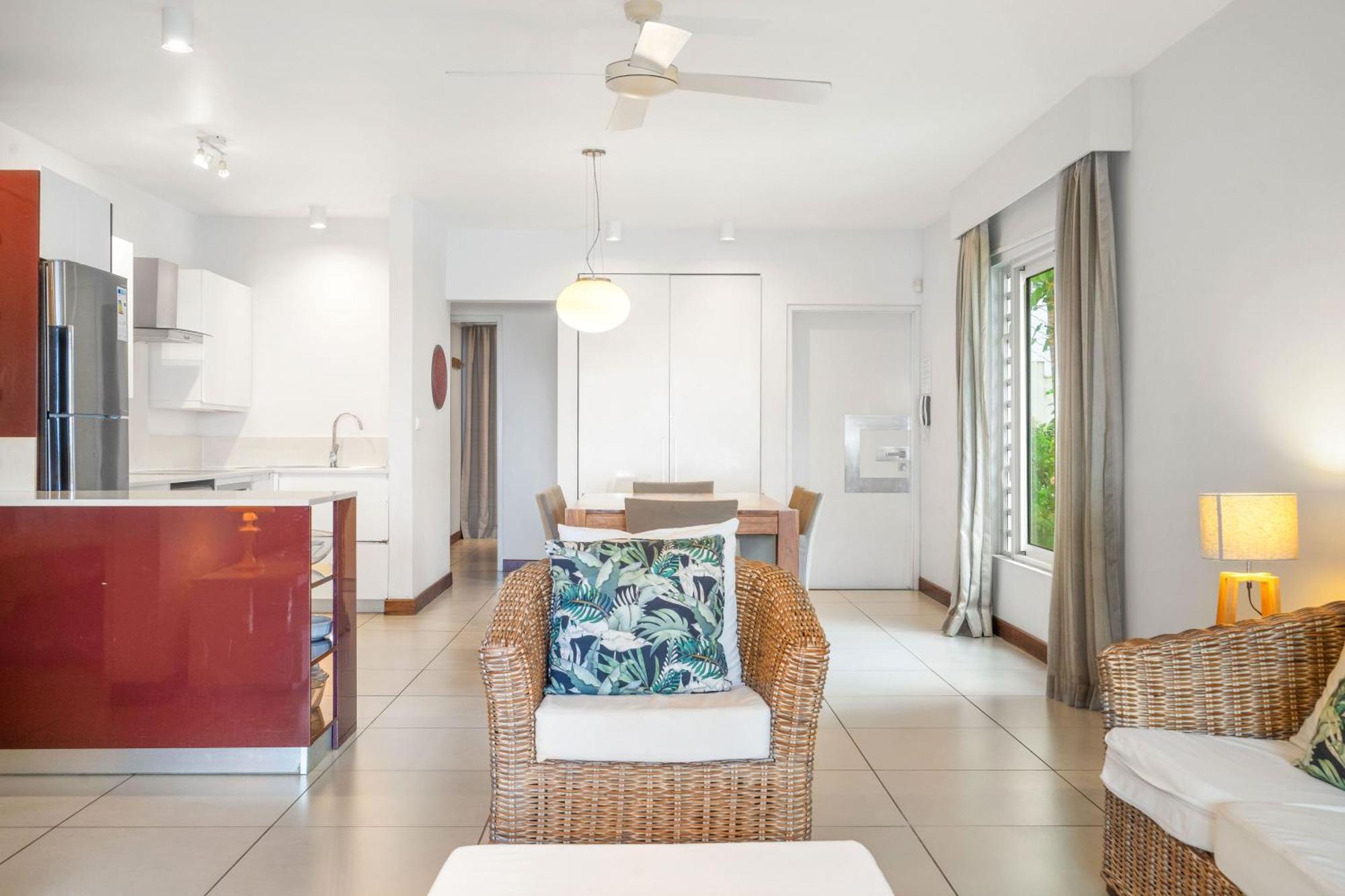 Kanope Bay - Holiday Beachfront Apartments Pointe aux Biches Exterior foto