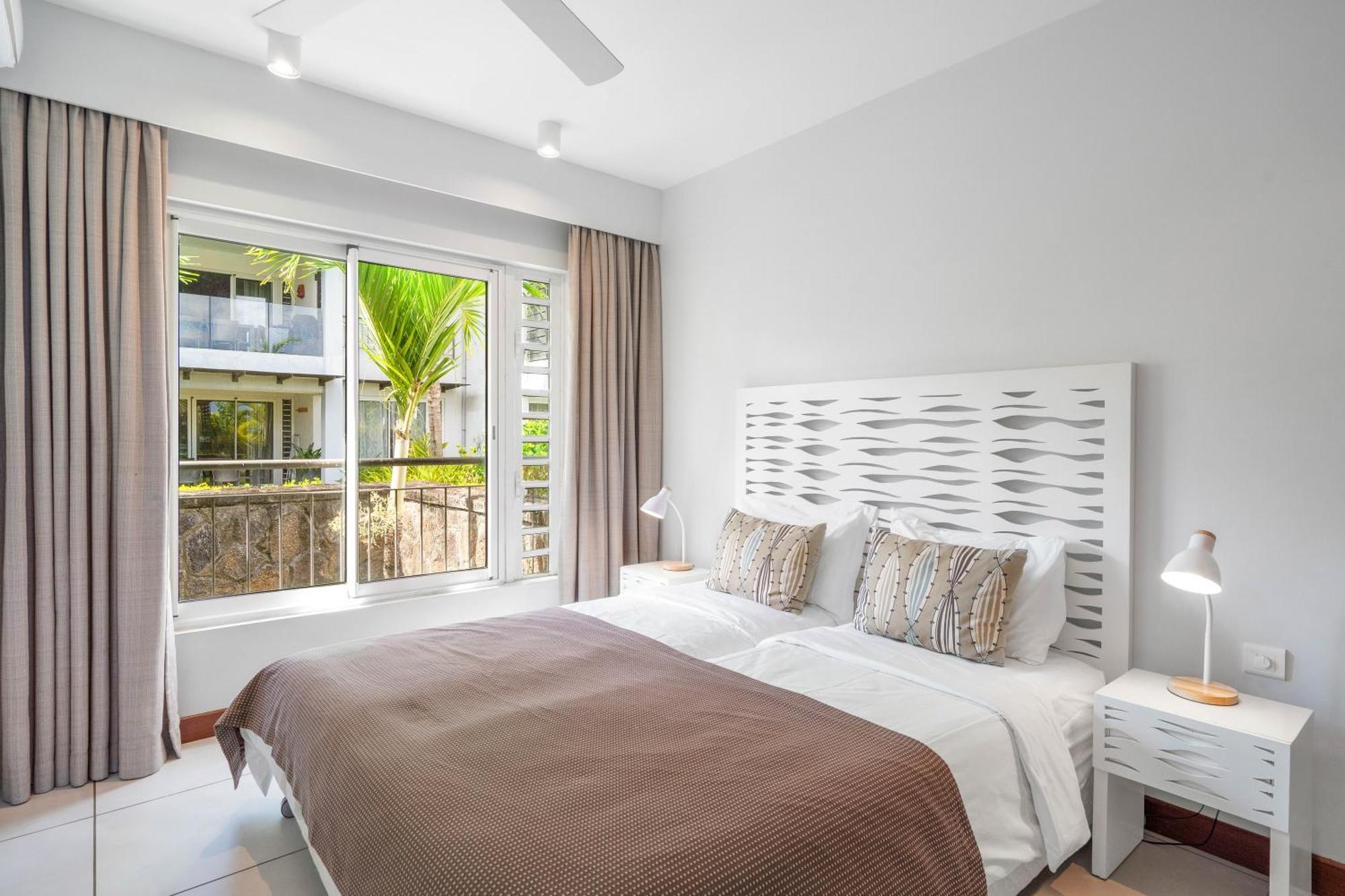Kanope Bay - Holiday Beachfront Apartments Pointe aux Biches Exterior foto