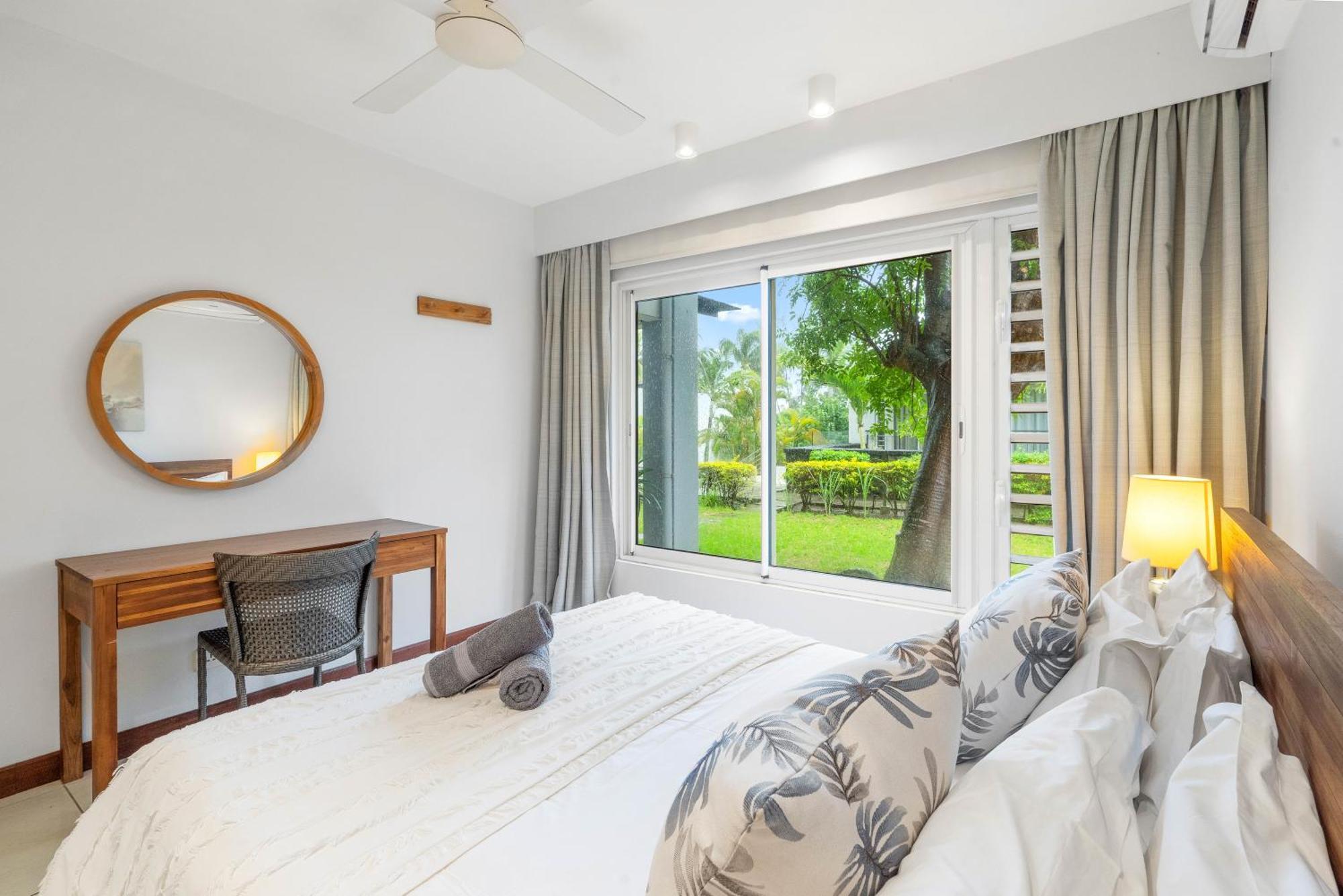 Kanope Bay - Holiday Beachfront Apartments Pointe aux Biches Exterior foto