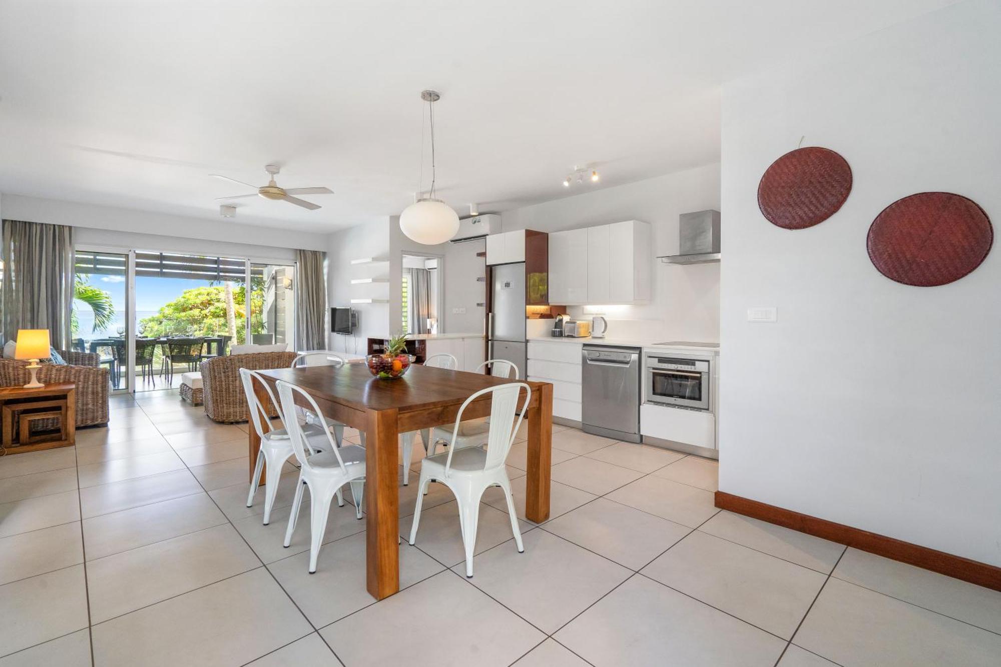 Kanope Bay - Holiday Beachfront Apartments Pointe aux Biches Exterior foto