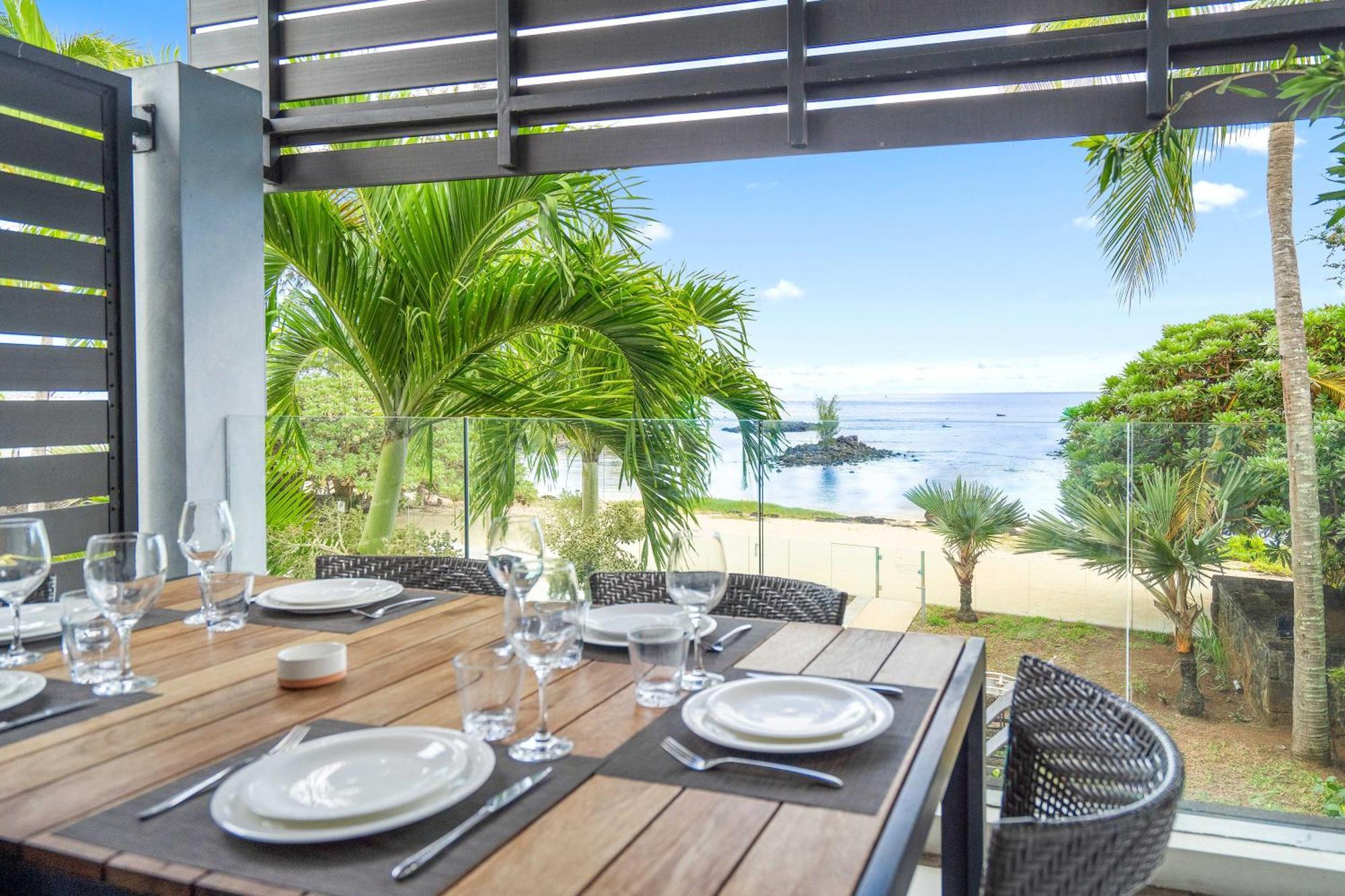 Kanope Bay - Holiday Beachfront Apartments Pointe aux Biches Exterior foto