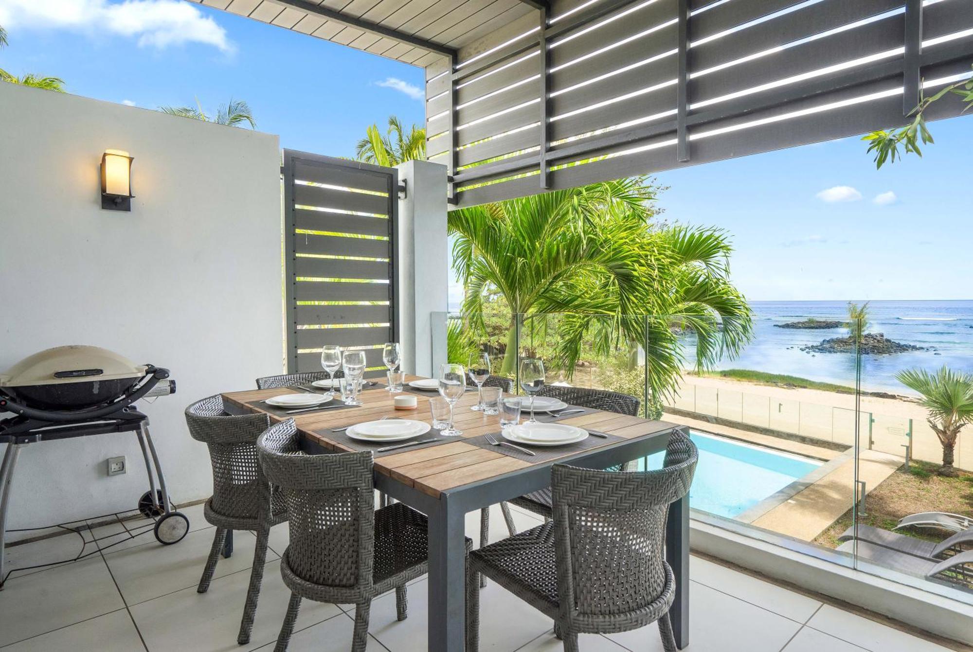 Kanope Bay - Holiday Beachfront Apartments Pointe aux Biches Exterior foto