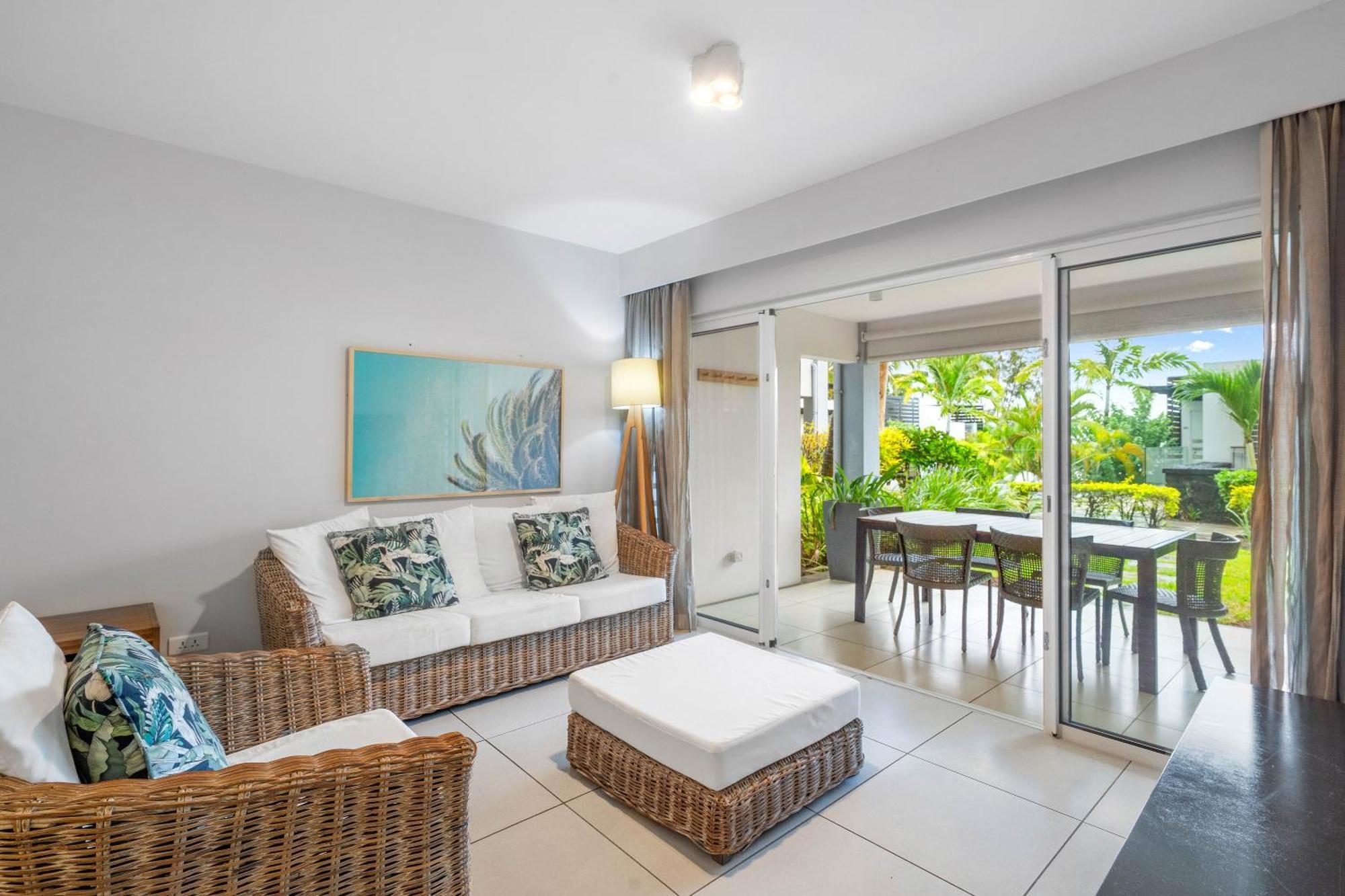 Kanope Bay - Holiday Beachfront Apartments Pointe aux Biches Exterior foto