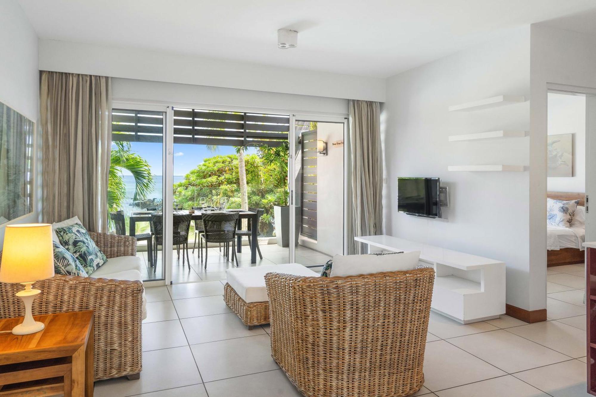 Kanope Bay - Holiday Beachfront Apartments Pointe aux Biches Exterior foto